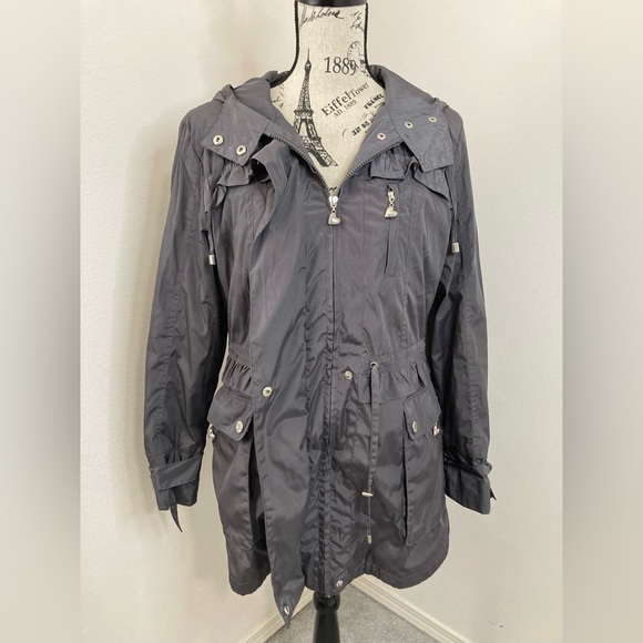 Betsy Johnson women’s hooded coat. Size M - Picture 5 of 15